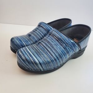 Dansko Pro XP Nursing Clogs